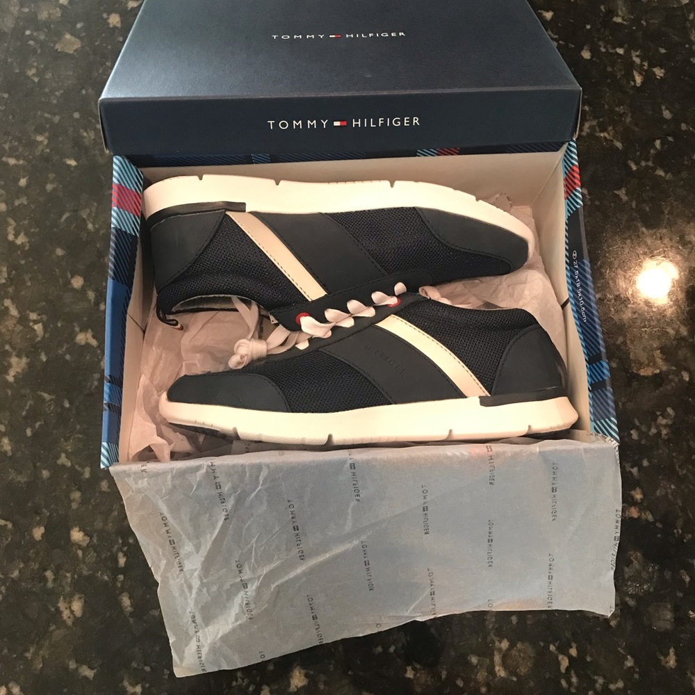 New Kids Tommy Hilfiger shoes for boys!